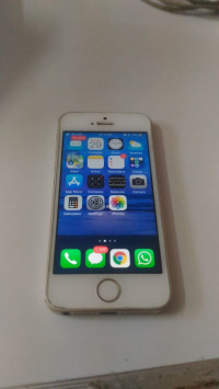 Apple  iPhone SE 32GB