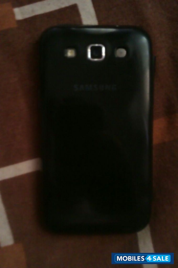 Black Samsung Galaxy Grand Quarttro