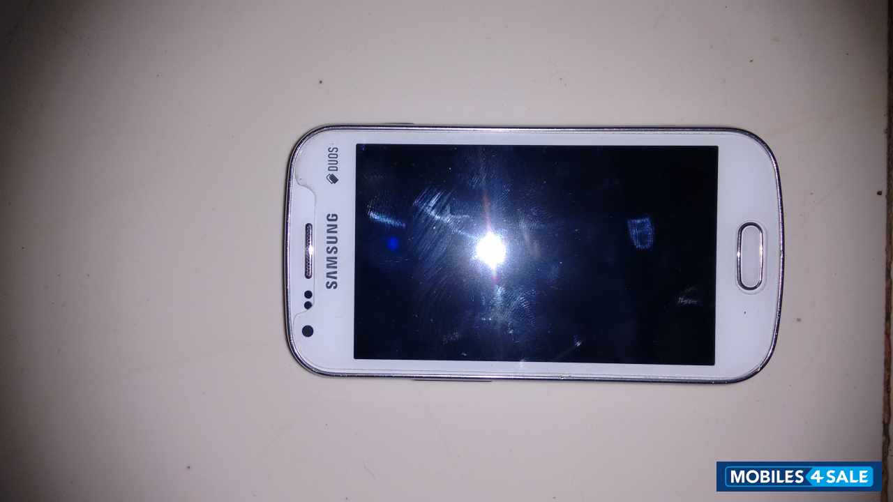White Samsung Galaxy S Duos 2 S7582