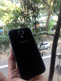 Deep Black Samsung Galaxy S4