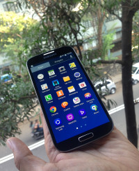 Deep Black Samsung Galaxy S4