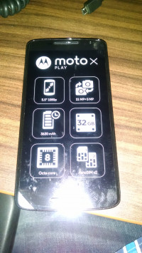 Black Motorola  MOTO X PLAY