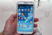 White Samsung GT-series samsung note 2