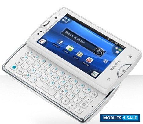 Pure White Sony Ericsson Xperia mini pro sk17i