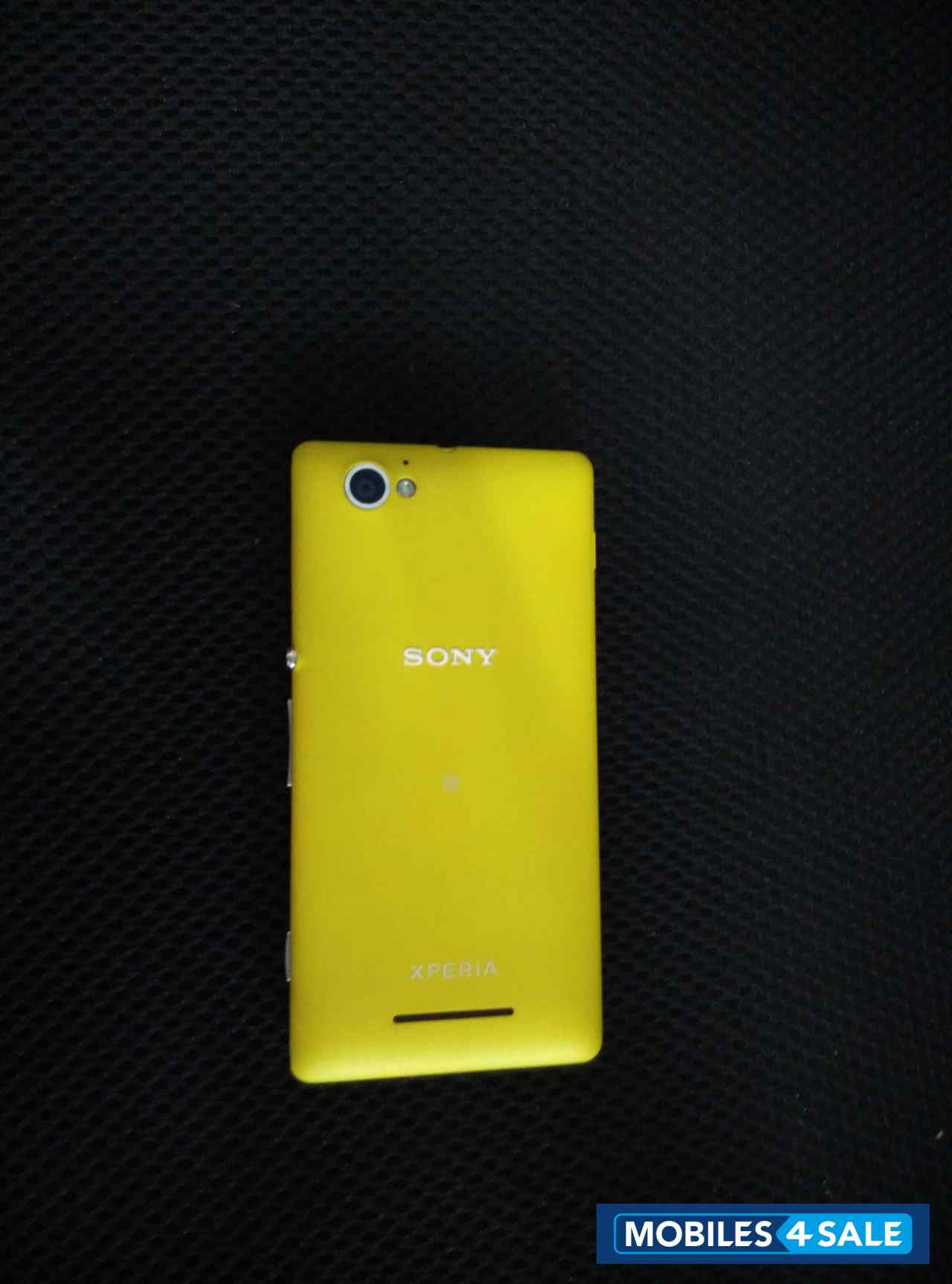 Yellow Sony Xperia M