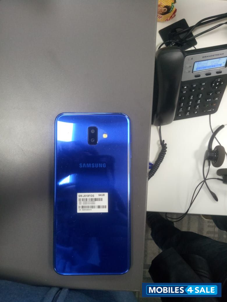Blue Samsung J-series J7 plus Blue Samsung J-series J7 plus