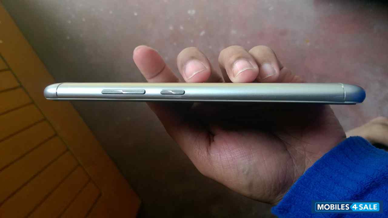 Asus Zenfone 3 max Asus Zenfone 3 max