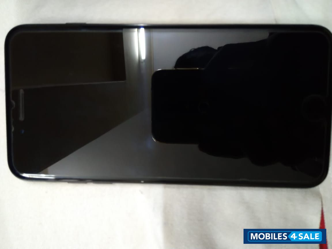 Apple  iphone 7 plus 128gb