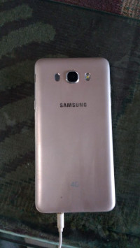 Samsung  Galaxy J7 2016