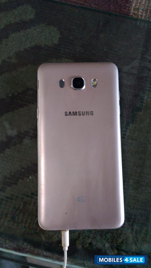 Samsung  Galaxy J7 2016