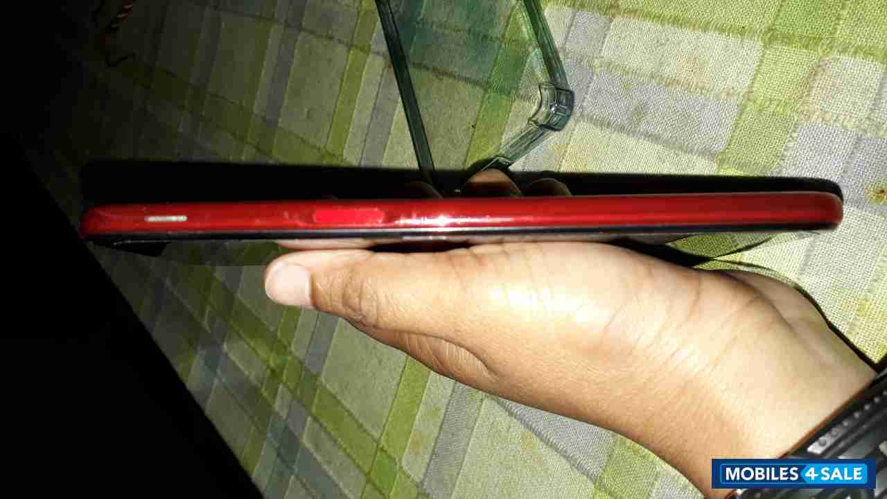 Red Samsung J-series Galaxy j6plus