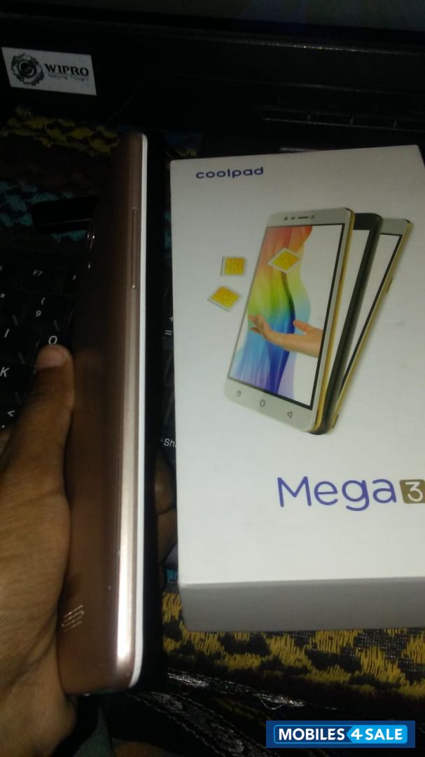 Coolpad mega 3 Coolpad mega 3