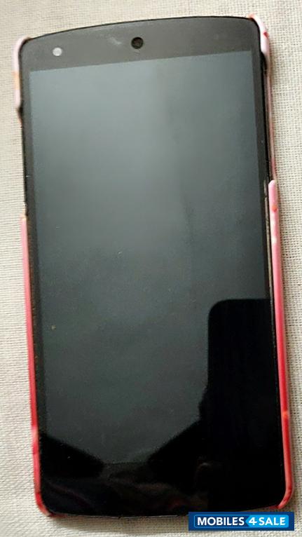 LG  Nexus 5