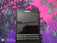 BlackBerry  Pasport