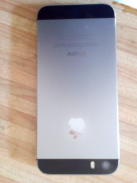 Space Grey Apple  Iphone 5s 32gb