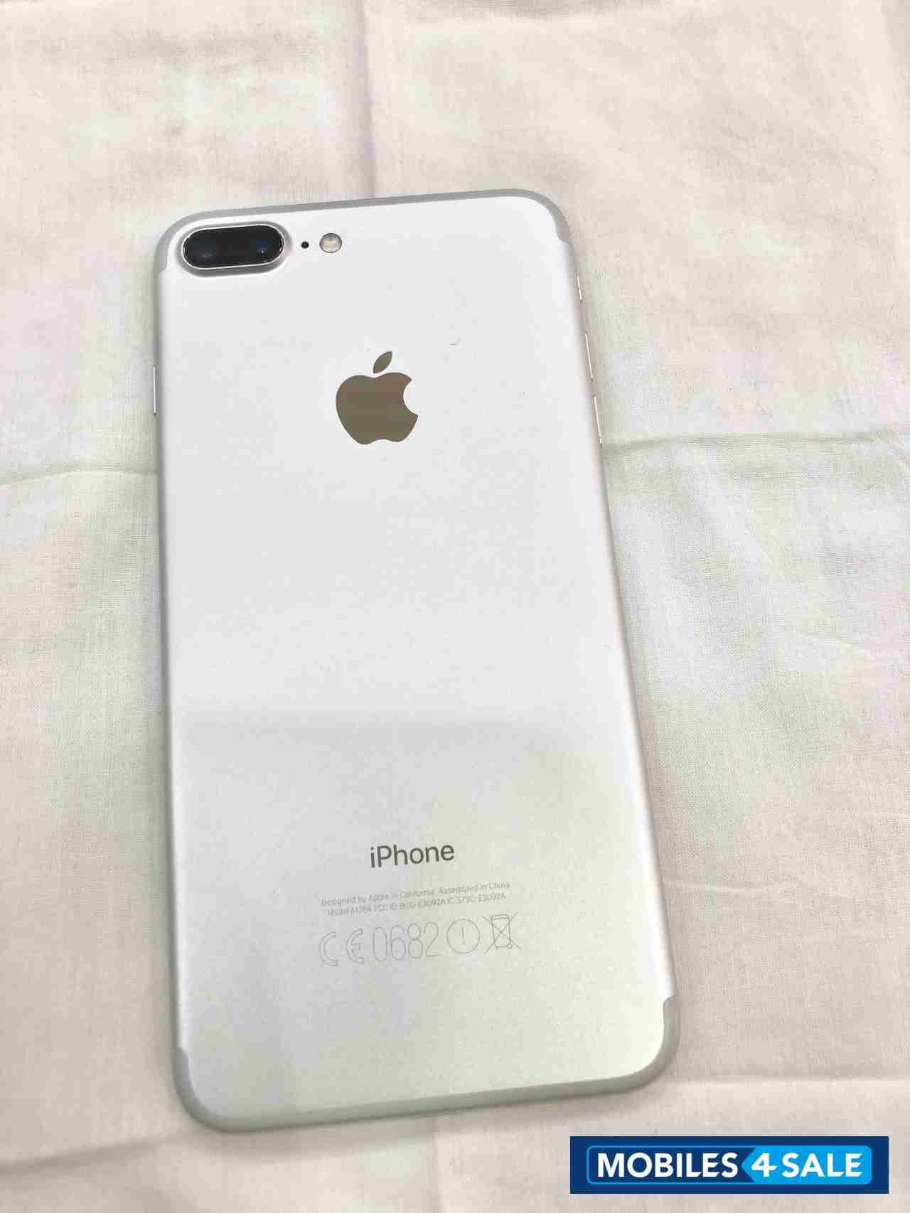 Apple  Iphone 7 plus 128 gb