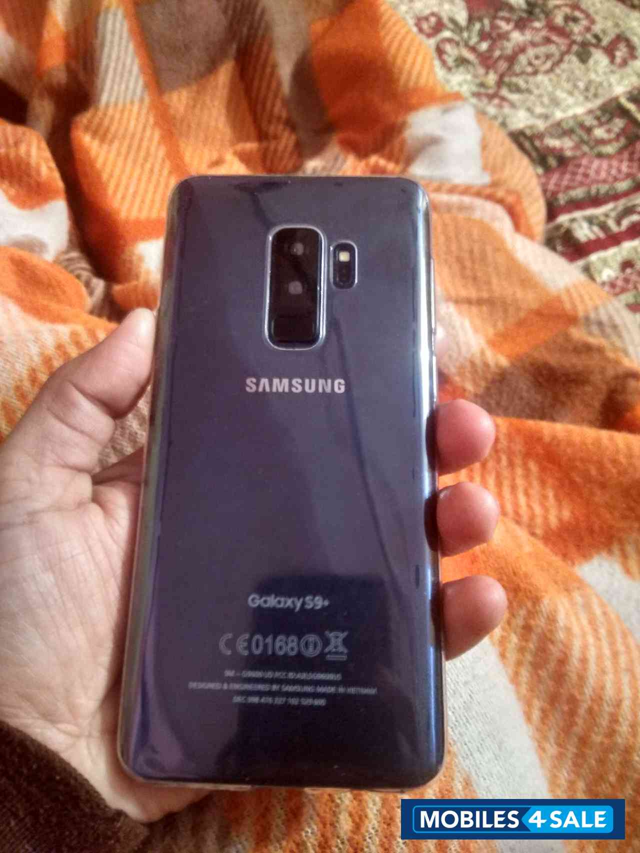Blue Samsung GT-series Galaxy s9
