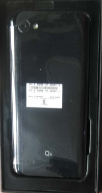 Black LG  Q6