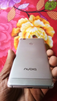 ZTE  Nubia z11