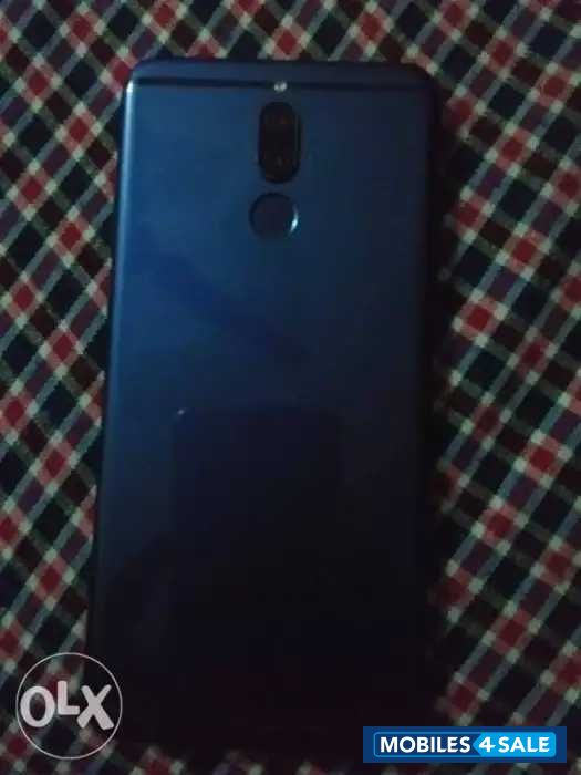 Blue Huawei  Huawei mate 10 lite