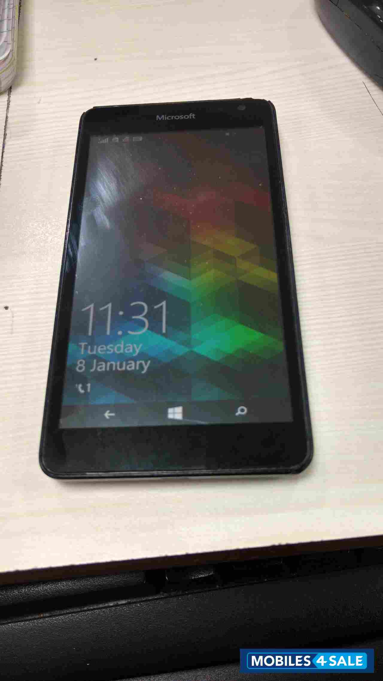 Black Nokia Lumia