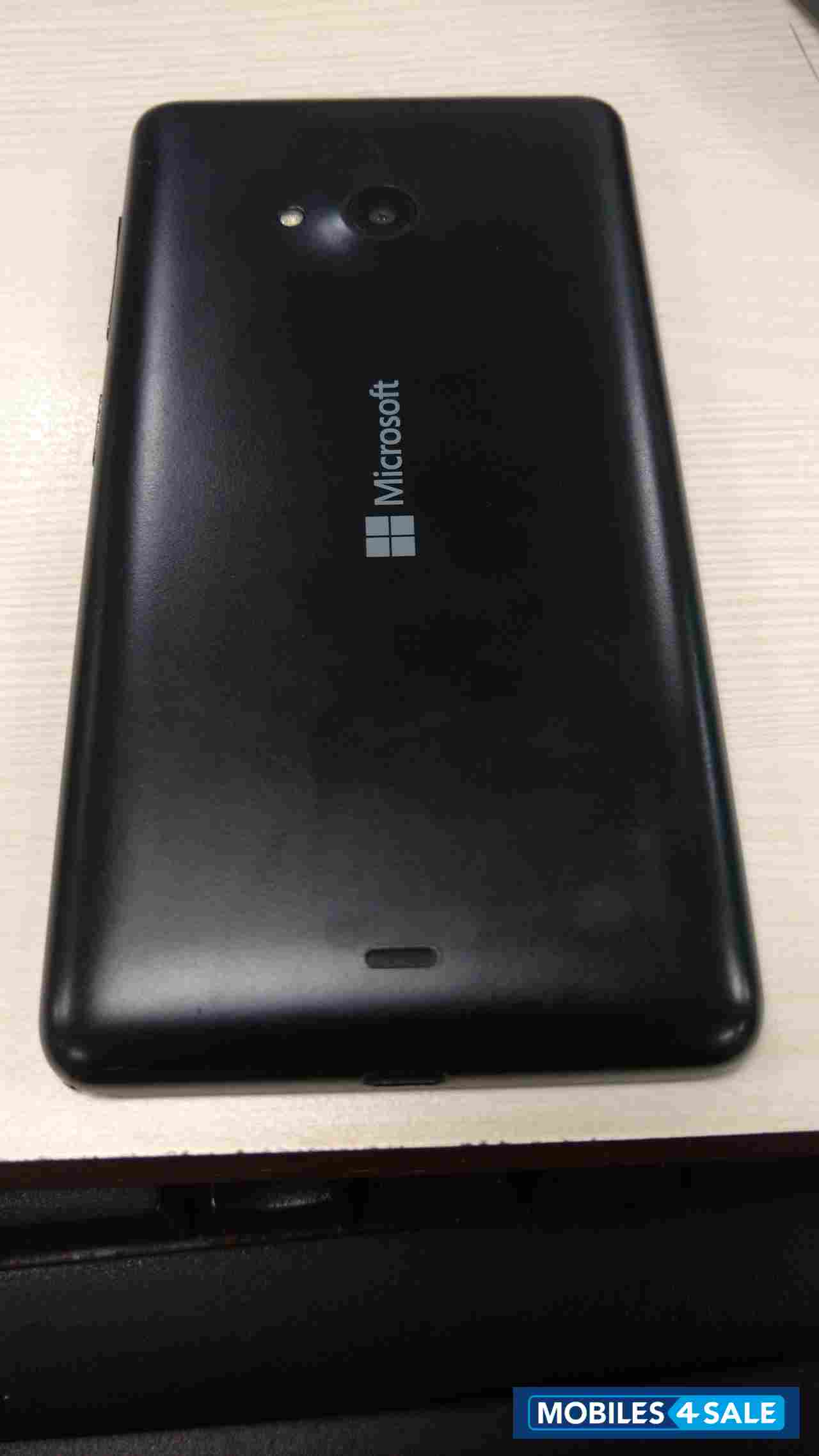 Black Nokia Lumia