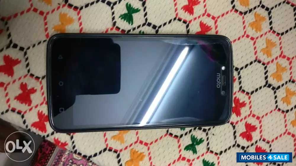 Black Motorola  C Plus