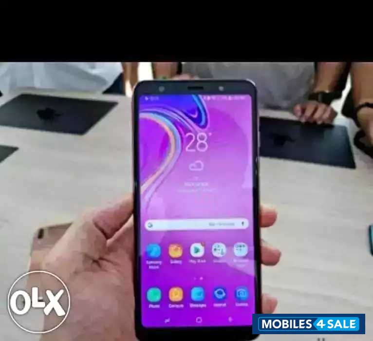 Black Samsung  A7 2018