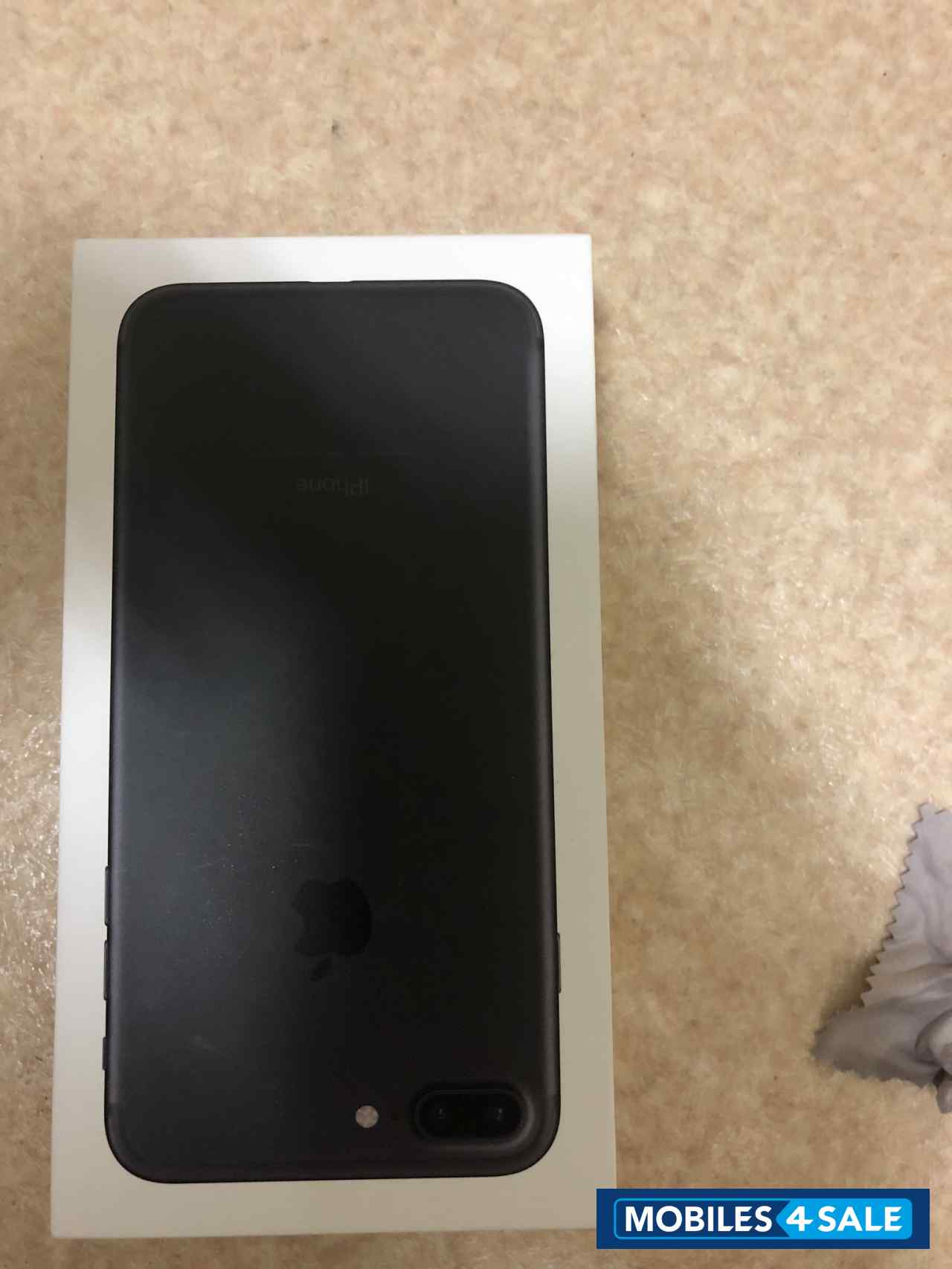 Apple  iphone 7 Plus 128 GB