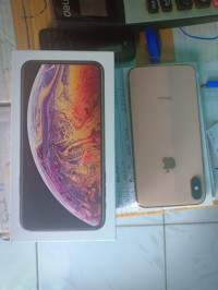 Apple  I phone xs 64 gb