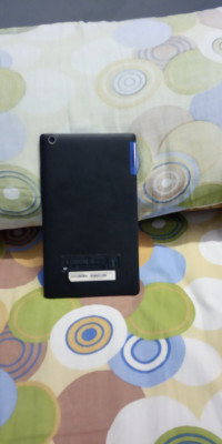 Lenovo  Tab 3 8