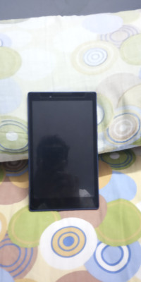 Lenovo  Tab 3 8