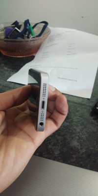 Apple  IPhone SE 64gb