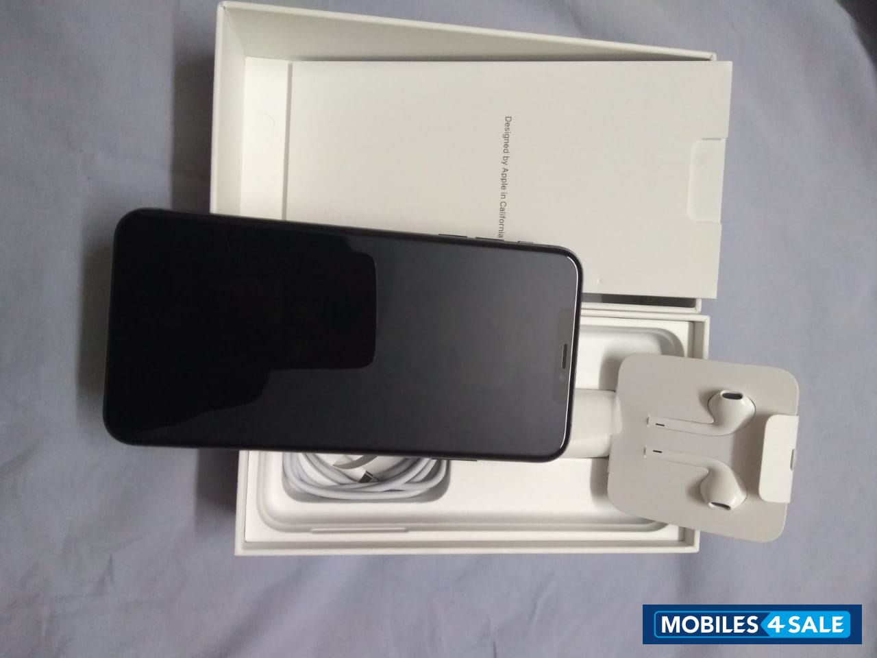 Space Grey Apple  iPhone XS Max