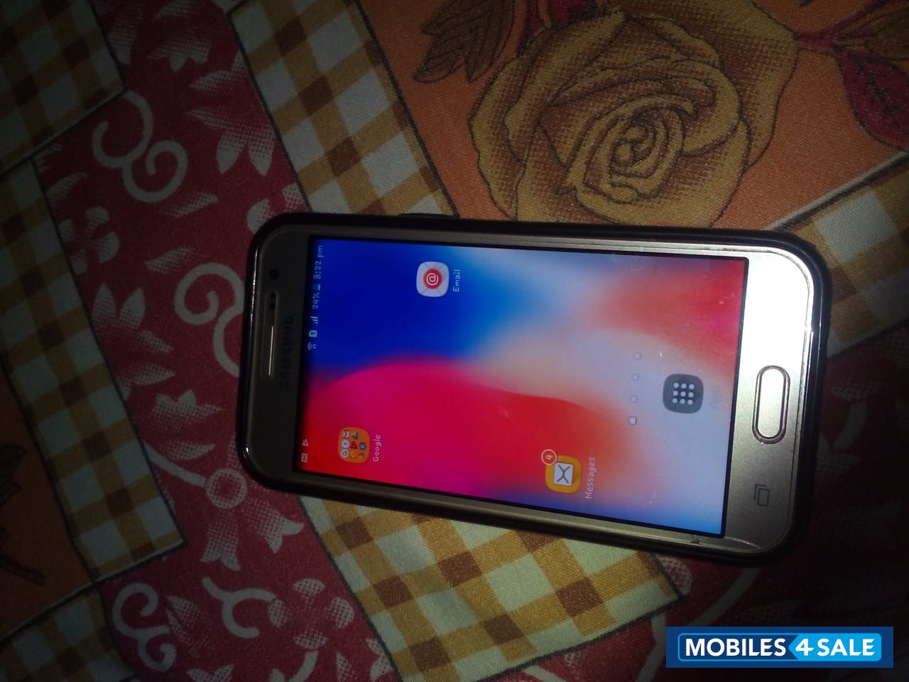 Golden Samsung  j2 2017