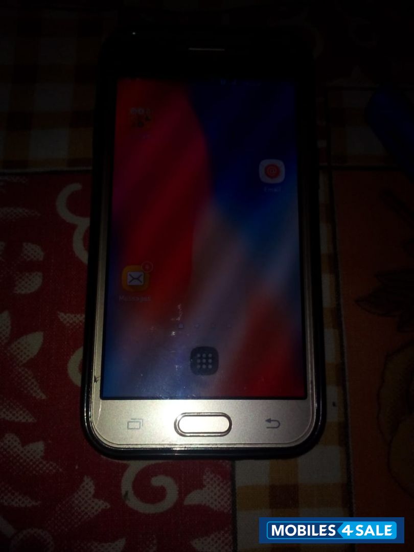 Golden Samsung  j2 2017