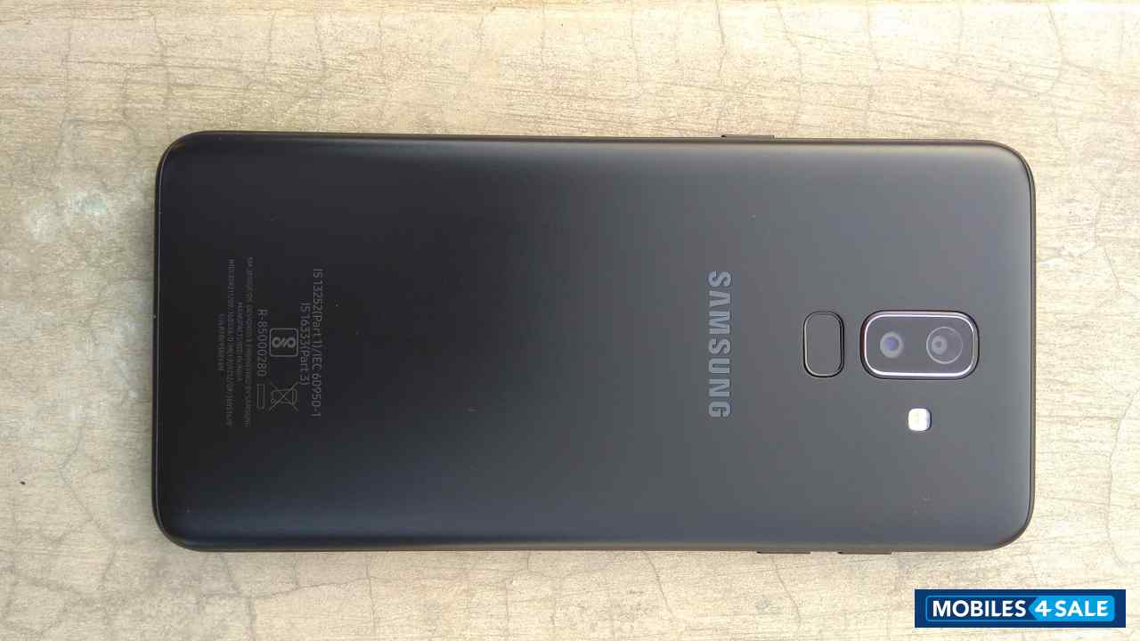 Black Samsung  Glaxy On8(2018)