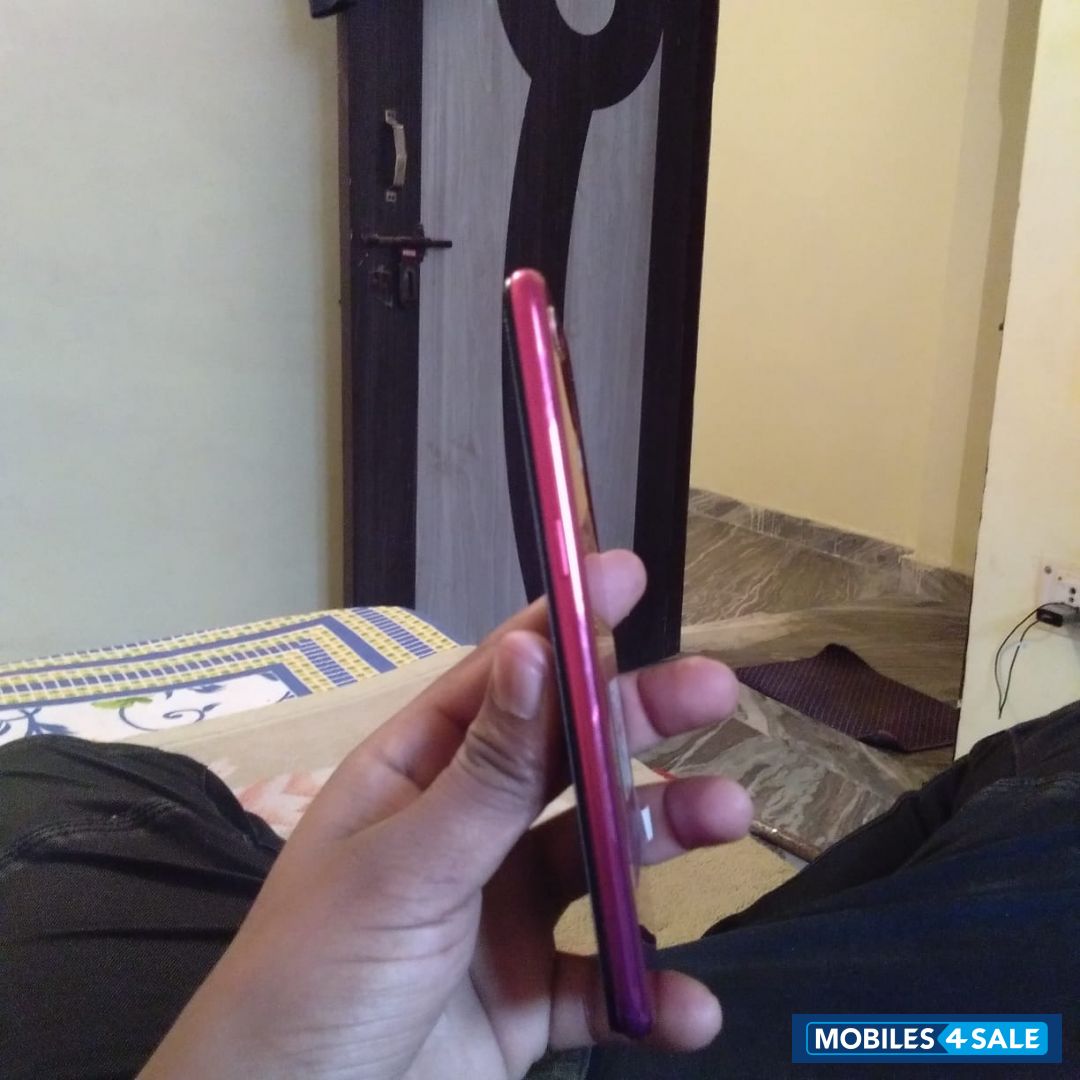 Oppo F9 Pro Oppo F9 Pro