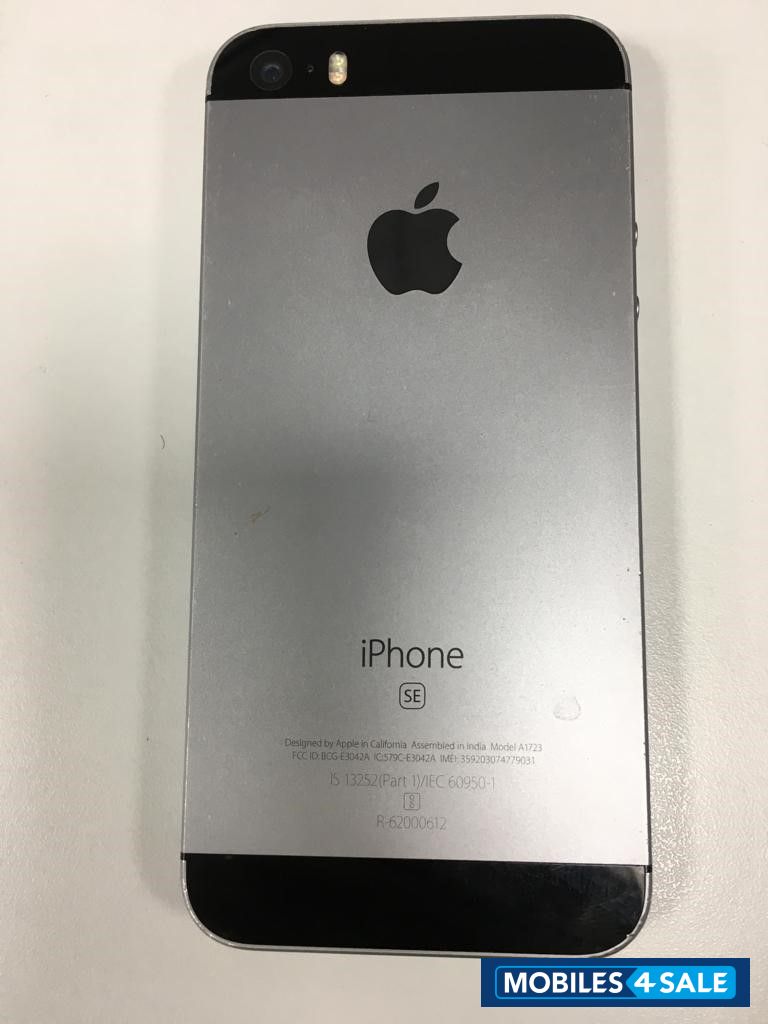 Apple  iPhone SE (2/32 GB)