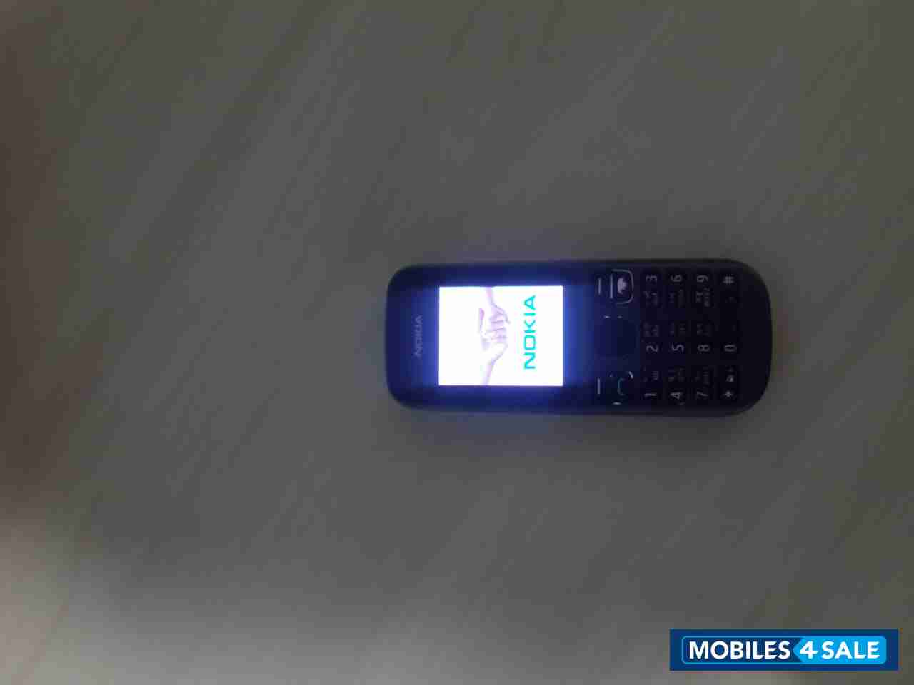 Black Nokia 100 Black Nokia 100