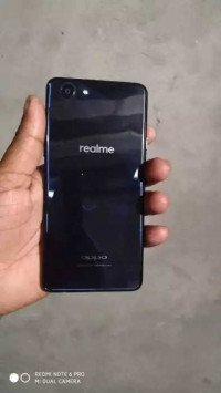 Realme  1