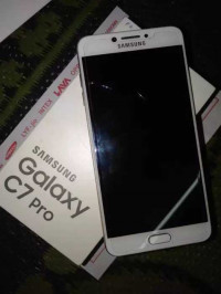 Samsung C7 pro