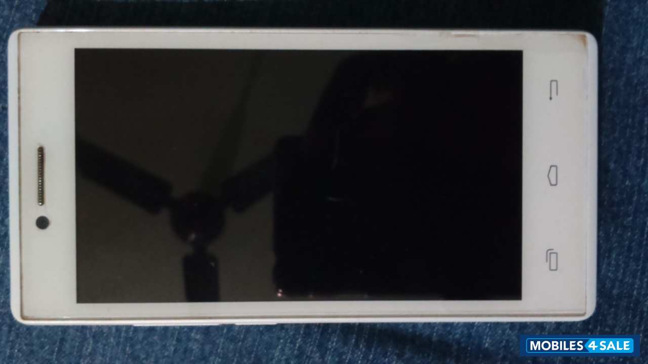 White Intex  CLOUD Q 5