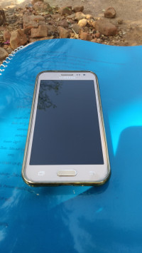 Samsung  Galaxy j2