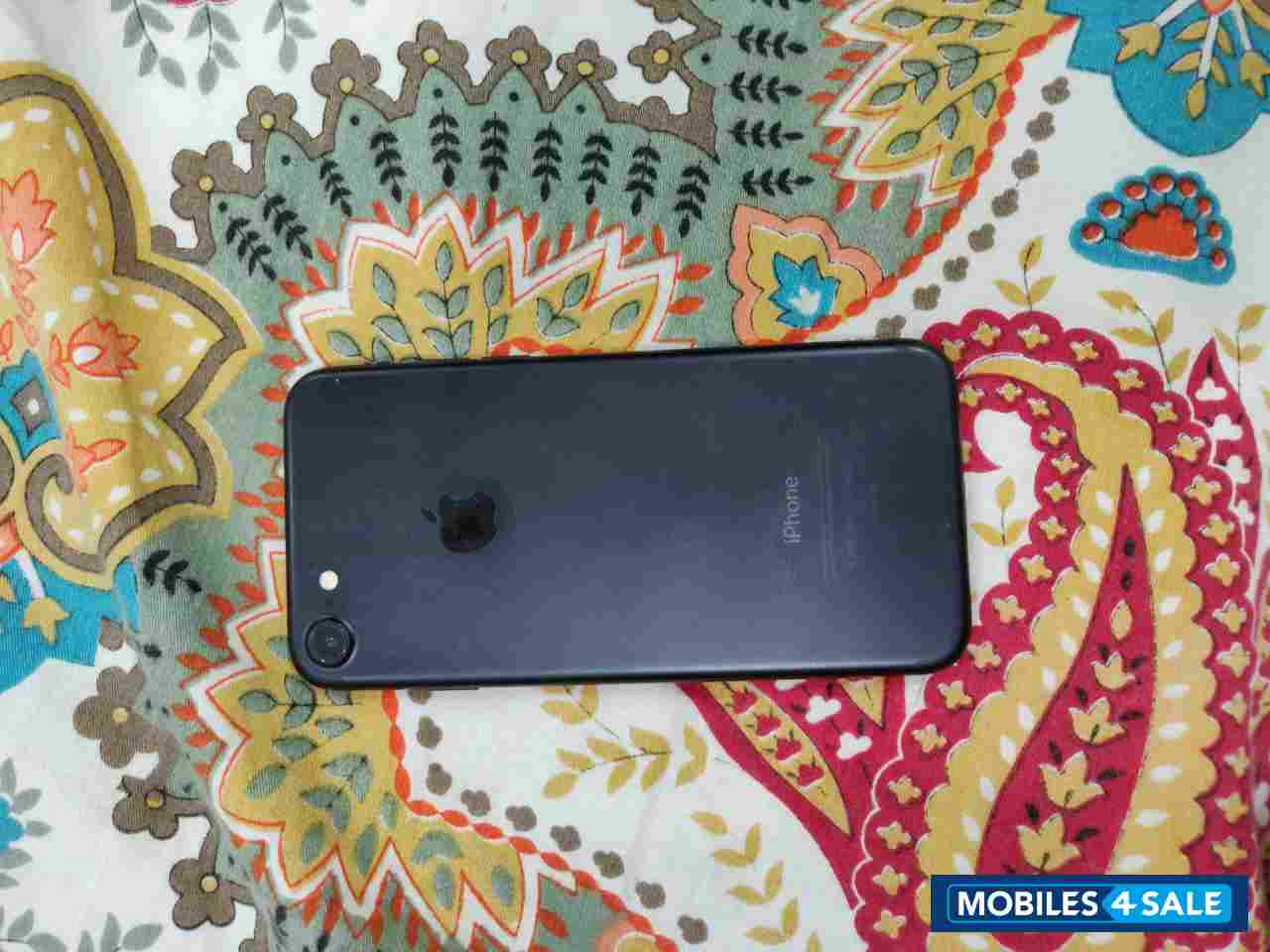 Matte Black Apple iPhone 7