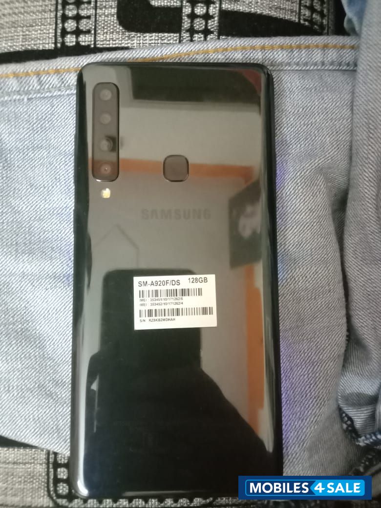 Samsung A 9 Samsung A 9