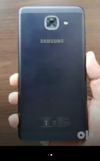 Samsung J7 max