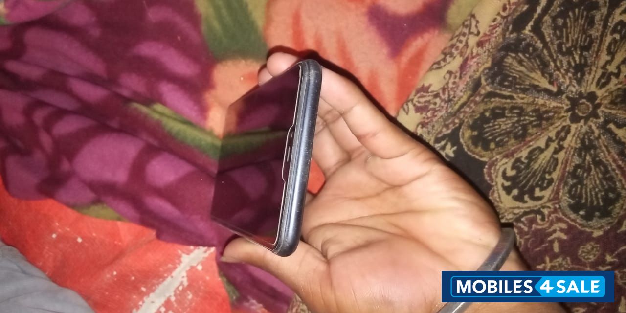 Mirror Black Realme  C1