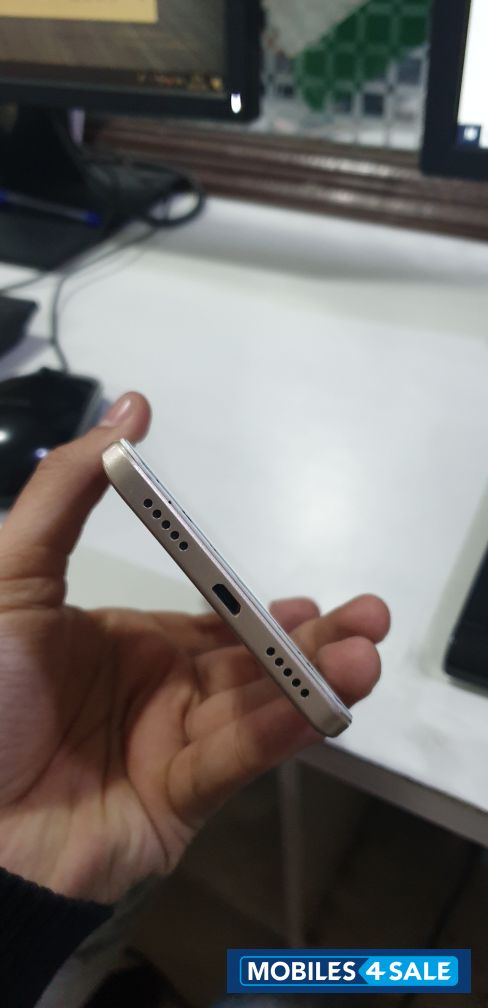 Gold Xiaomi  Redmi Note 4