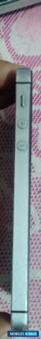 Grey Apple iPhone 5S Grey Apple iPhone 5S